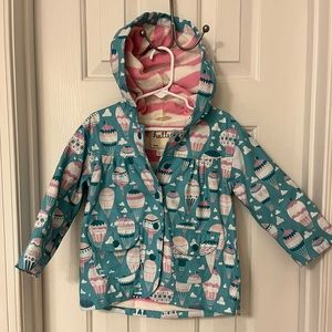 NWOT Hatley hot air balloon rain jacket 2T